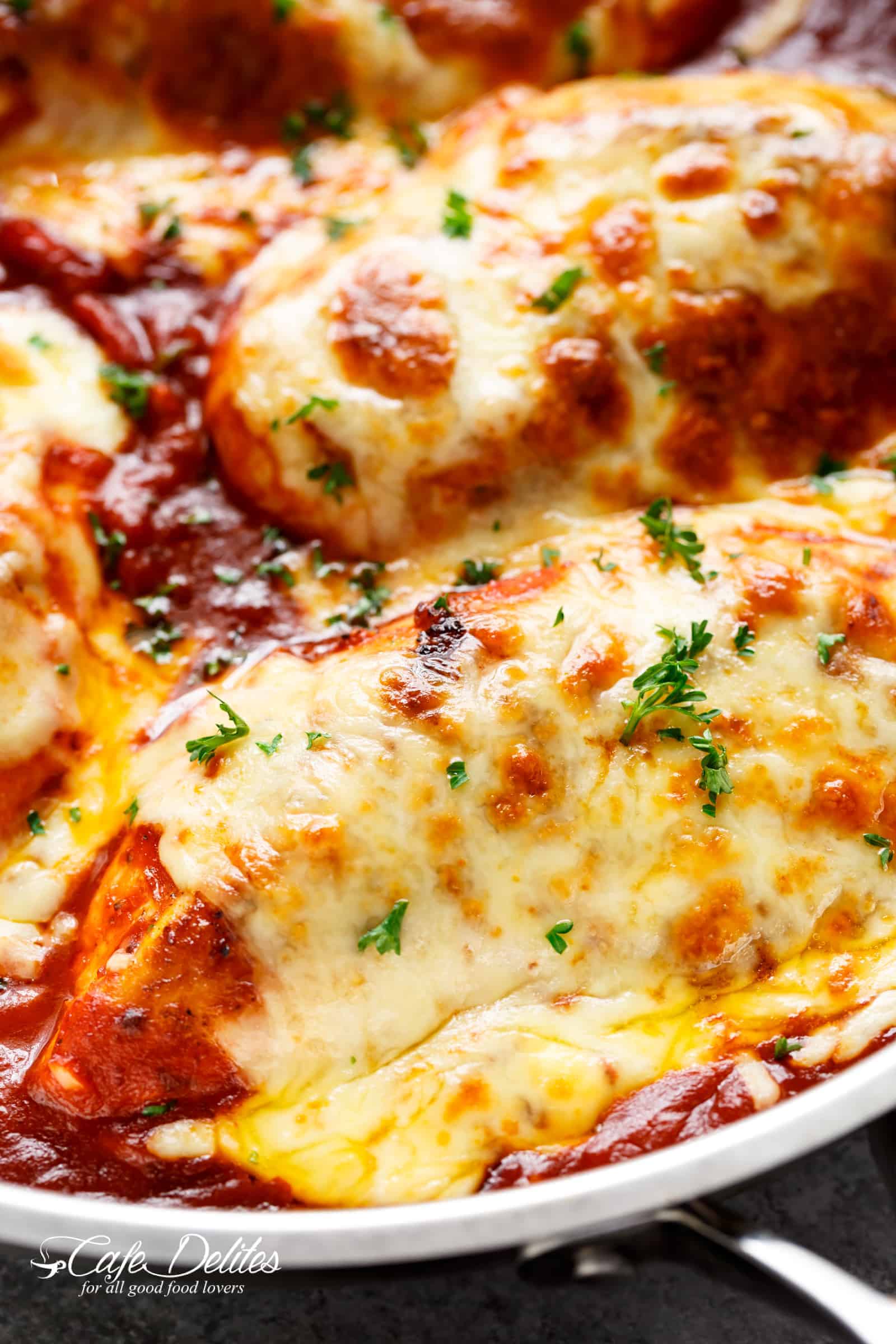 Easy Mozzarella Chicken is a low carb dream! You don't even MISS a crispy crumb on this chicken. It is SO good! | cafedelites.com