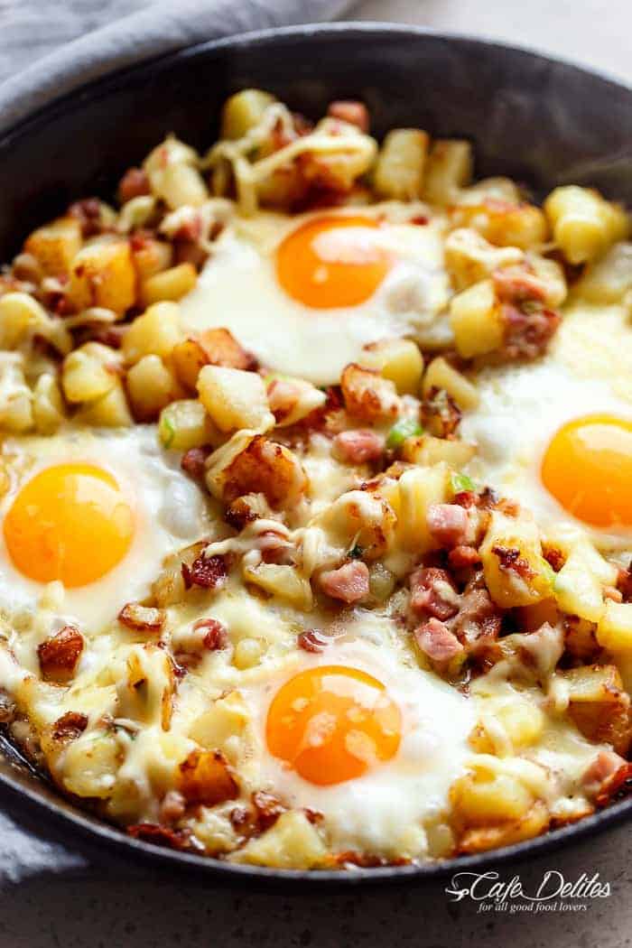 Cheesy Bacon and Egg Hash for breakfast, brunch, lunch or dinner! Easy to make and ready in 30 minutes -- all in one skillet or pan! | https://cafedelites.com