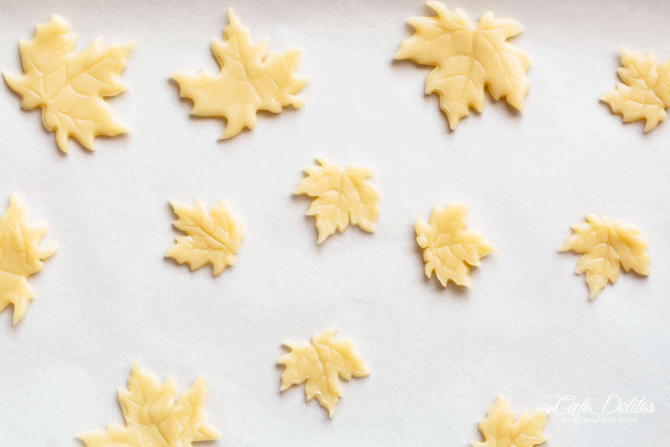 Fall leaves pastry cutter for pumpkin pie